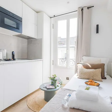 Charming Renovated Apartment Paris